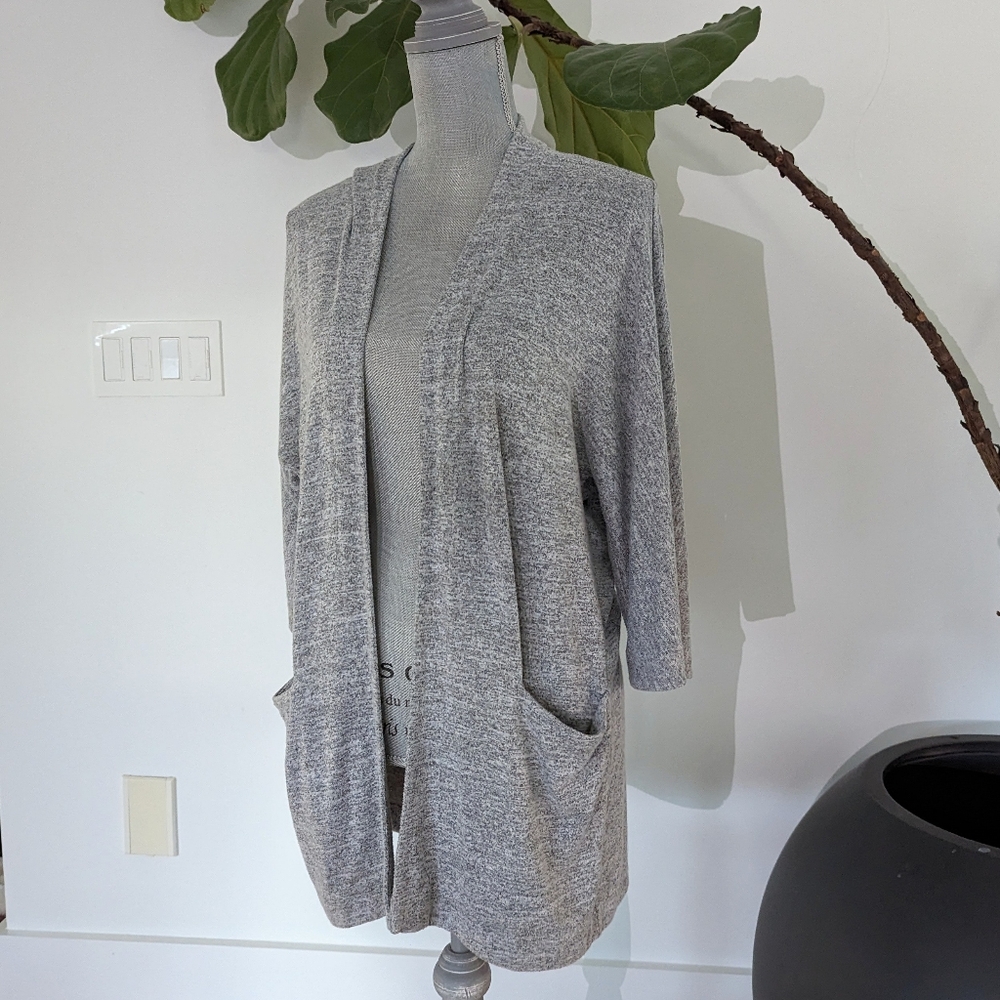 Wilfred Cozy Grey Sweater